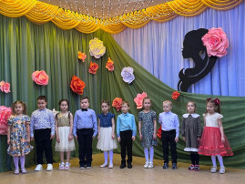 Оставайся весной! Оставайся весной!.
